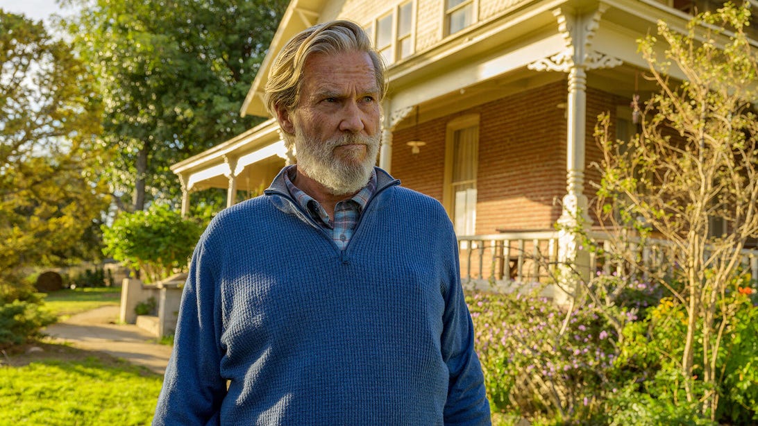 The Old Man Review: Jeff Bridges Thriller Has No Trouble Keeping Up With Younger Dramas