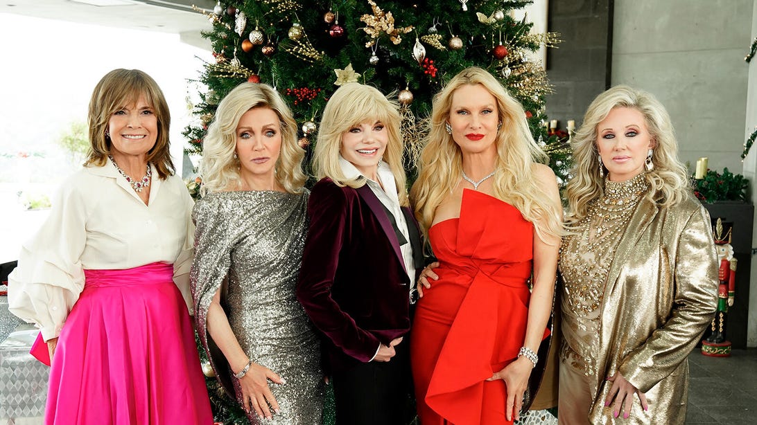 Loni Anderson, Morgan Fairchild, Linda Gray, Donna Mills, and Nicollette Sheridan, Ladies of the '80s: A Divas Christmas